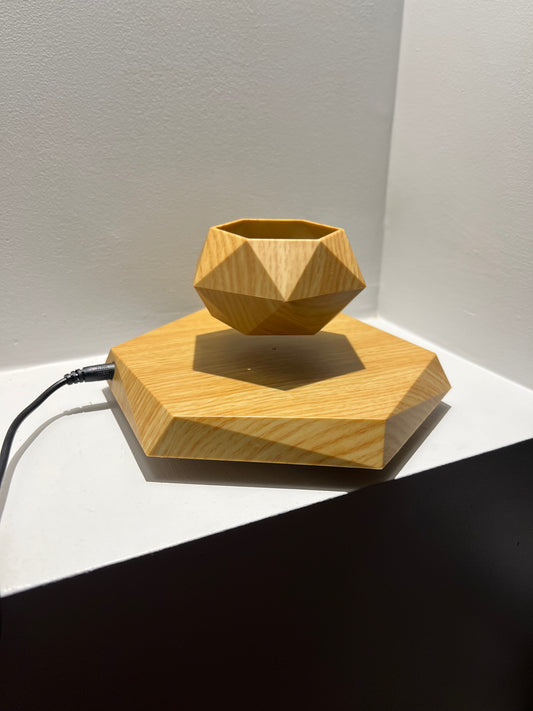 WIllow Style Diamond Pot